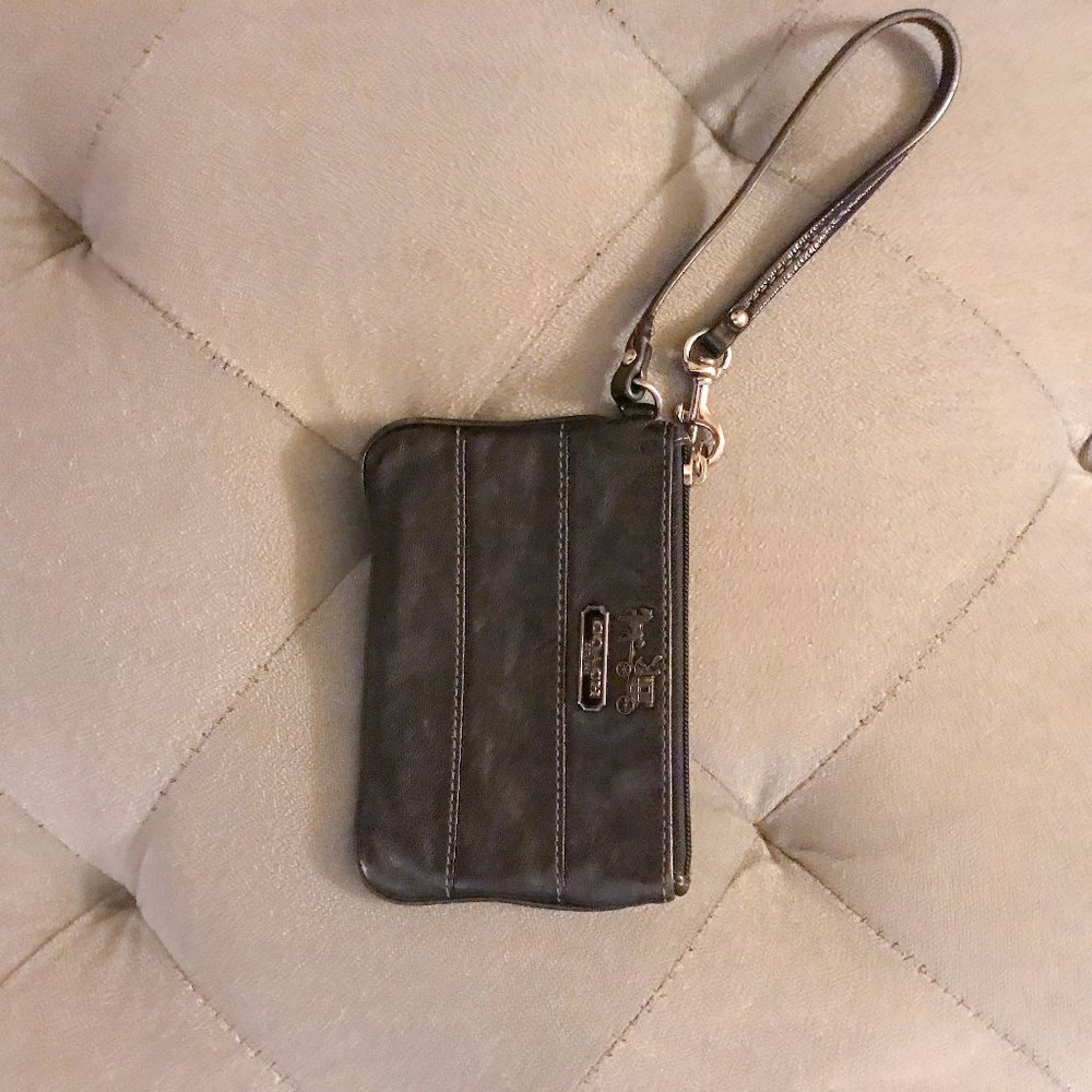 Black Leather Coach Wristlet